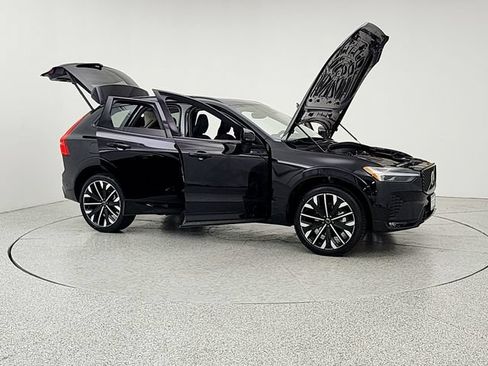 New 2026 Volvo XC60 B5 Ultra w/ Climate Package AWD/4WD image 10