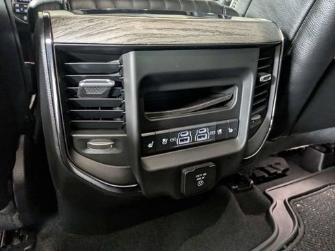 Used 2025 RAM 1500 Limited AWD/4WD image 14