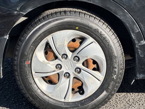 Used 2013 Honda Civic LX image 11