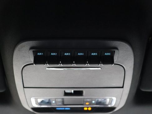 Used 2023 Ford F250 Platinum w/ FX4 Off-Road Package image 24