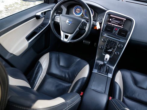 Used 2013 Volvo XC60 T6 image 20