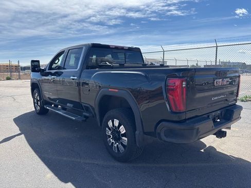 Used 2024 GMC Sierra 3500 Denali w/ Denali Reserve Package image 5