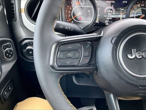 Used 2024 Jeep Wrangler Unlimited Sport AWD/4WD image 21