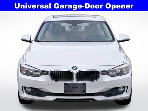 Used 2014 BMW 320i Sedan image 11