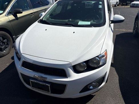 Used 2015 Chevrolet Sonic LT w/ Wheels and Fog Lamp Package FWD image 5