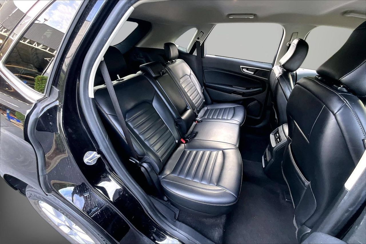 Used 2024 Ford Edge SEL AWD/4WD image 22