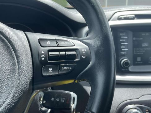 Used 2017 Kia Sorento FWD w/ LX Convenience Package image 21