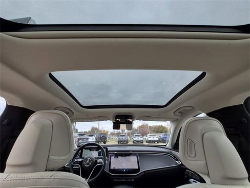 Certified 2025 Mercedes-Benz E 350 4MATIC Sedan image 34