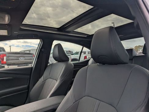 Used 2025 Toyota Camry LE image 21