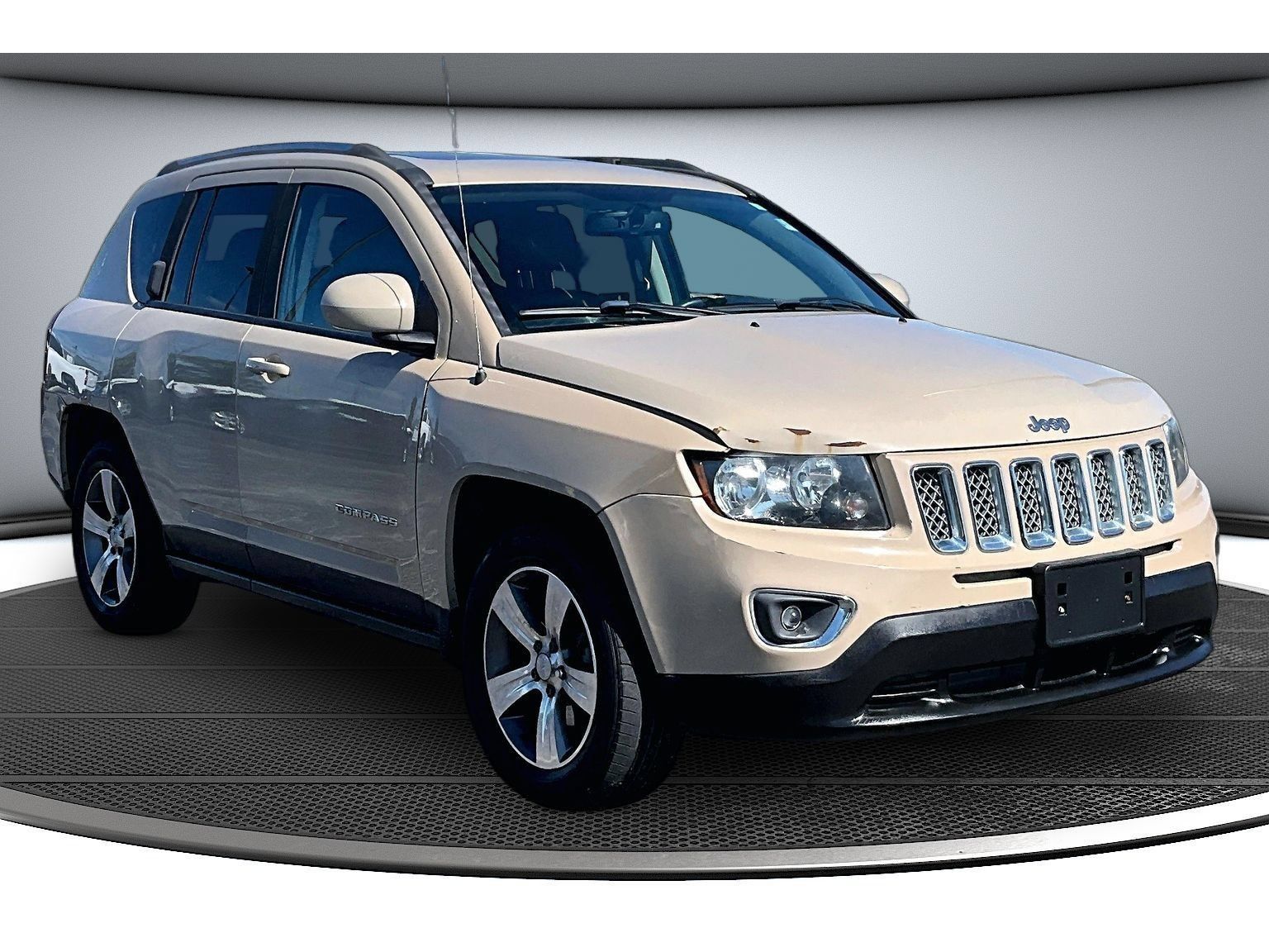 Used 2017 Jeep Compass High Altitude AWD/4WD image 2