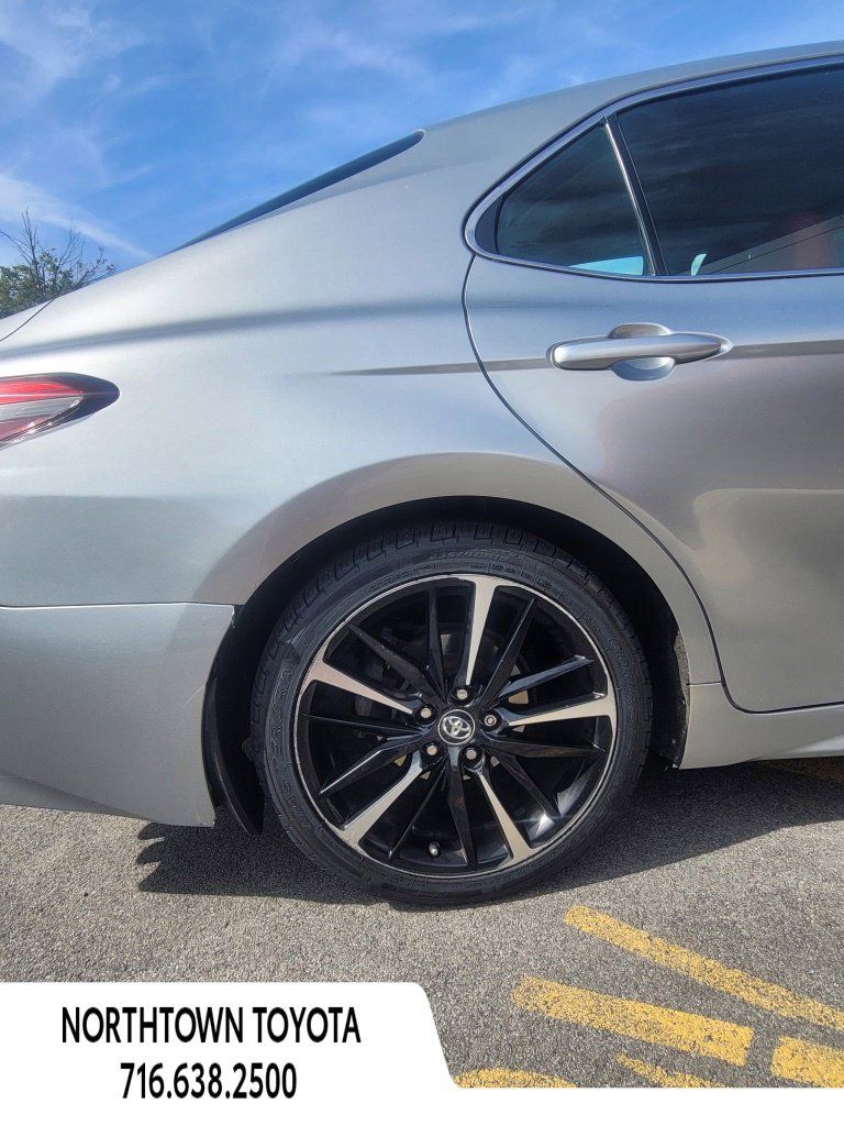 Used 2018 Toyota Camry XSE FWD image 22