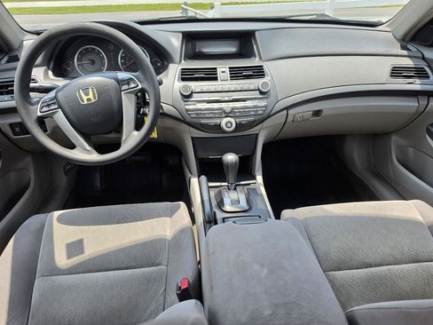 Used 2009 Honda Accord LX-P image 9