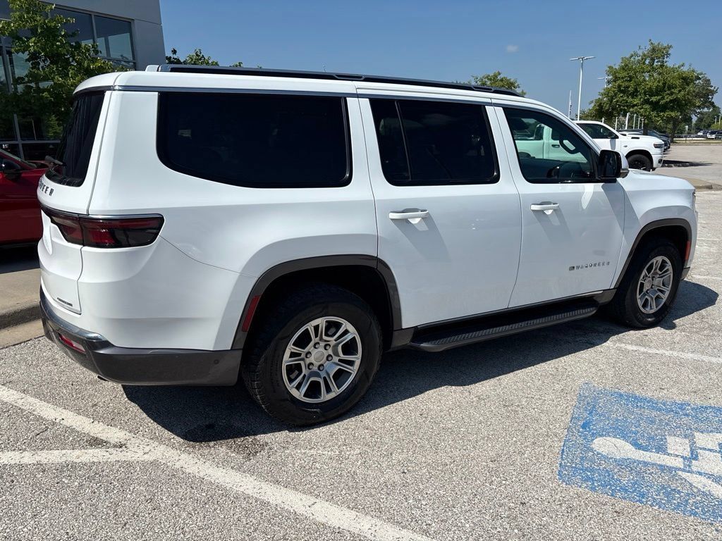Used 2022 Jeep Wagoneer Series I w/ Convenience Group I AWD/4WD image 28