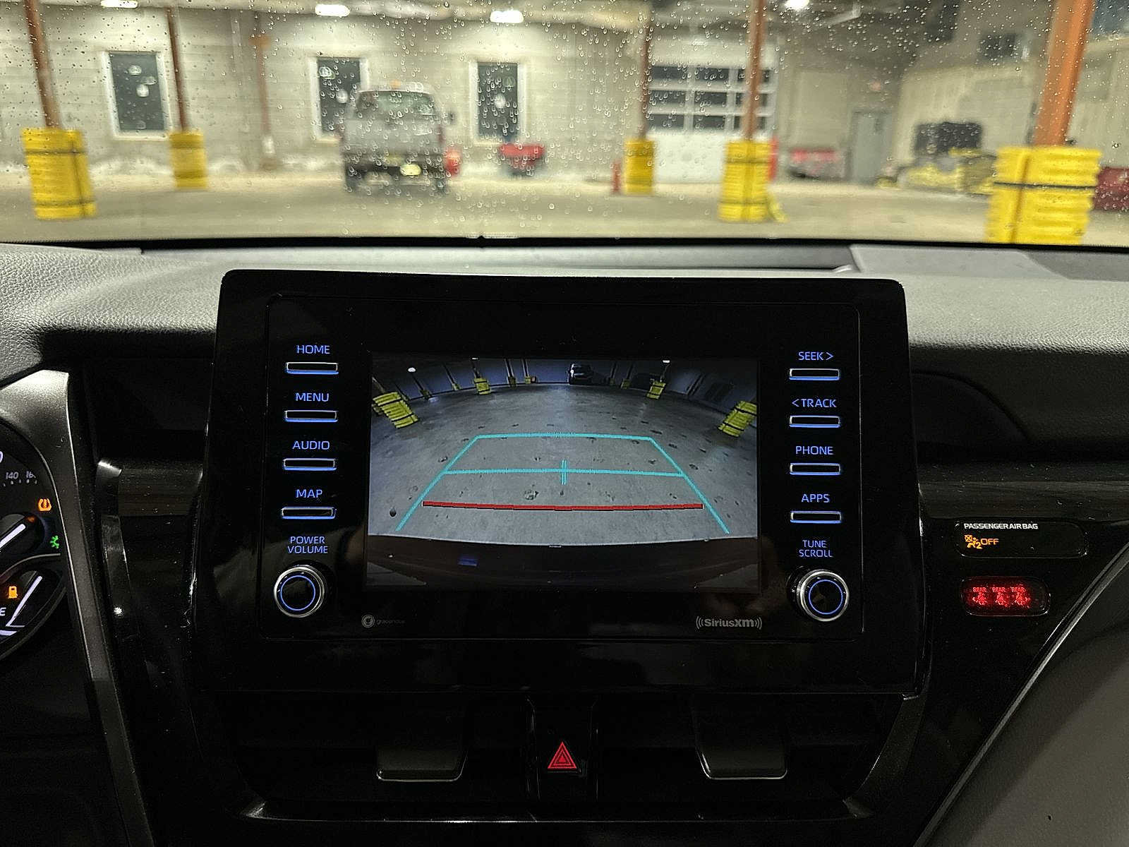 Used 2022 Toyota Camry SE AWD/4WD image 24