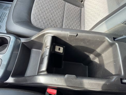 Used 2017 Chevrolet Colorado Z71 image 29