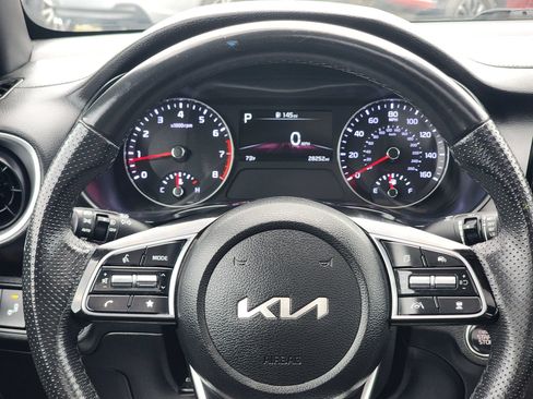 Used 2023 Kia Forte GT-Line w/ GT-Line Premium Package FWD image 11