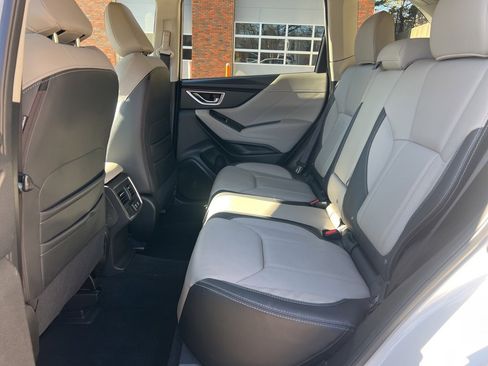 Used 2020 Subaru Forester Limited image 26