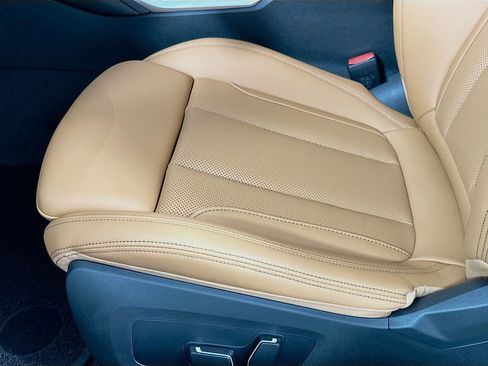 New 2026 BMW 230i Coupe w/ Premium Package image 21