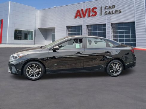 Used 2024 Kia Forte LXS image 10