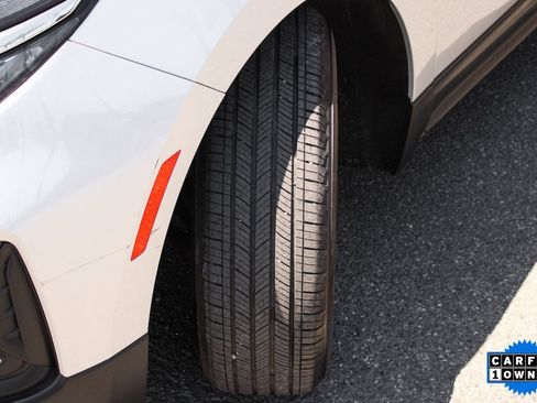 Used 2022 Chevrolet Equinox LS image 37