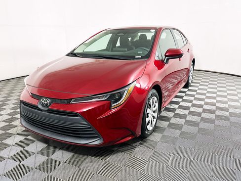 Used 2024 Toyota Corolla LE FWD image 7