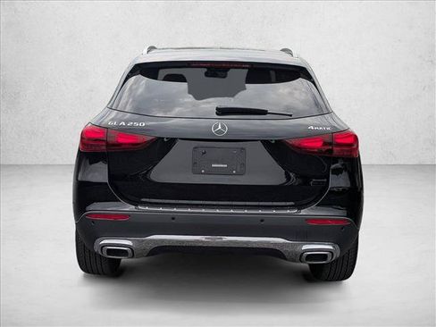 Certified 2025 Mercedes-Benz GLA 250 4MATIC image 5