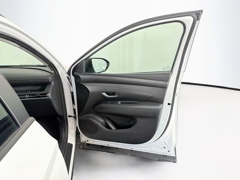 Used 2025 Hyundai Tucson SEL FWD image 34