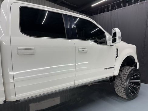 Used 2020 Ford F250 Platinum image 12