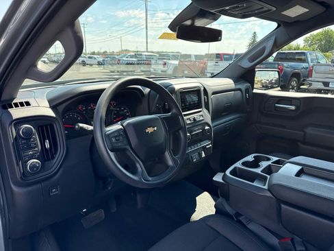 Used 2025 Chevrolet Silverado 1500 Custom AWD/4WD image 13