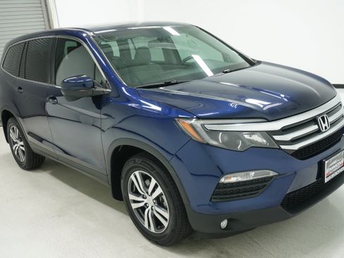 Used 2017 Honda Pilot EX-L image 3