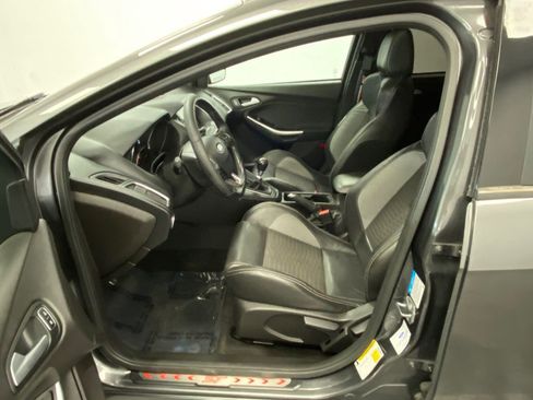 Used 2017 Ford Focus ST w/ Equipment Group 401A image 20