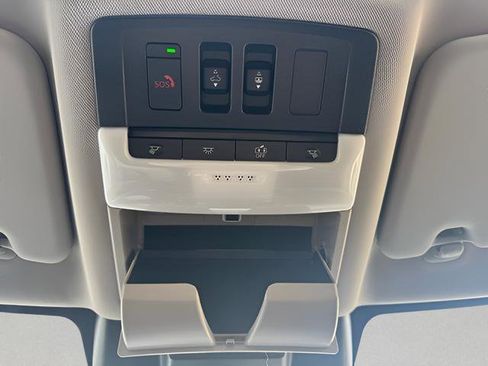 New 2026 Nissan Rogue SV FWD image 28