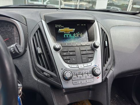 Used 2015 Chevrolet Equinox LT w/ Driver Convenience Package FWD image 9
