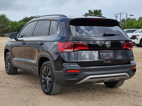 Used 2023 Volkswagen Taos S w/ Driver Assistance Package FWD image 8