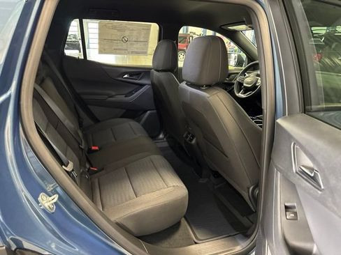 New 2026 Chevrolet Equinox LT w/ Safety and Technology Package AWD/4WD image 17