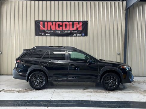 Used 2023 Subaru Outback Onyx Edition image 16