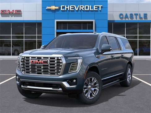 New 2026 GMC Yukon XL Denali w/ Sun & Power Step Package image 6