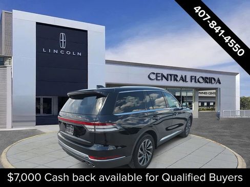 New 2025 Lincoln Aviator 2WD w/ Equipment Group 101A image 3