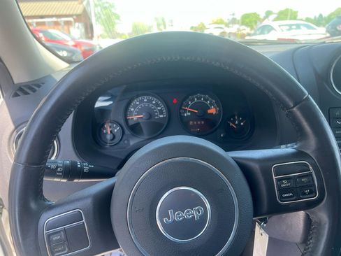 Used 2016 Jeep Patriot High Altitude FWD image 20