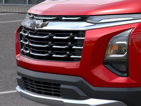 New 2026 Chevrolet Equinox LT image 13