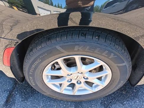 Used 2024 Chrysler Pacifica Touring-L FWD image 29