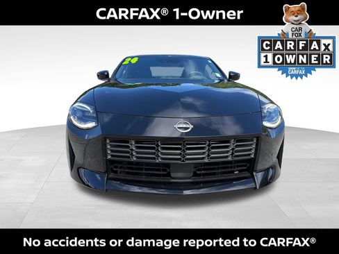 Certified 2024 Nissan Z Performance w/ Floor Mat Package RWD image 2