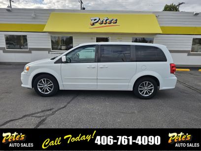 Used 2016 Dodge Grand Caravan SE