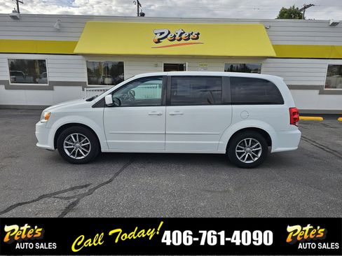 Used 2016 Dodge Grand Caravan SE image 1