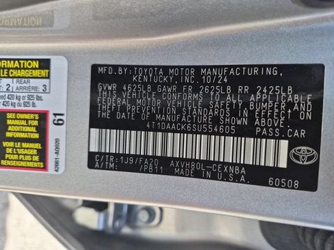 Used 2025 Toyota Camry LE FWD image 35