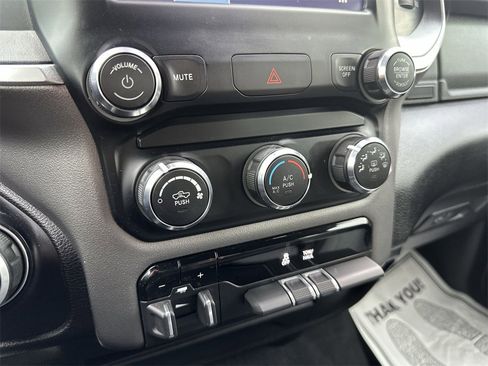 Used 2024 RAM 2500 Big Horn image 18