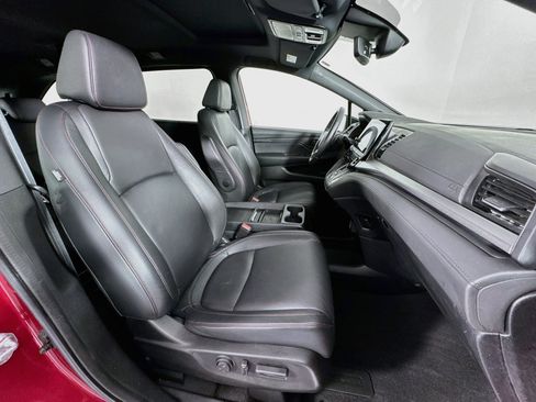 Certified 2024 Honda Odyssey Sport image 29