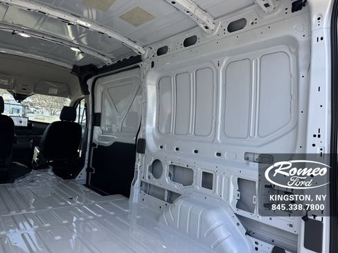 New 2026 Ford Transit 250 148 Medium Roof image 29