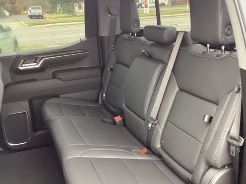 New 2025 GMC Sierra 1500 SLT w/ SLT Premium Plus Package image 38