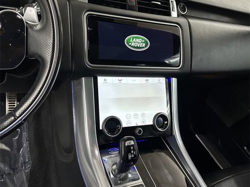 Used 2019 Land Rover Range Rover Sport HSE Dynamic image 19